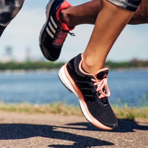 Neutrale hardloopschoenen bij een neutrale loopstijl